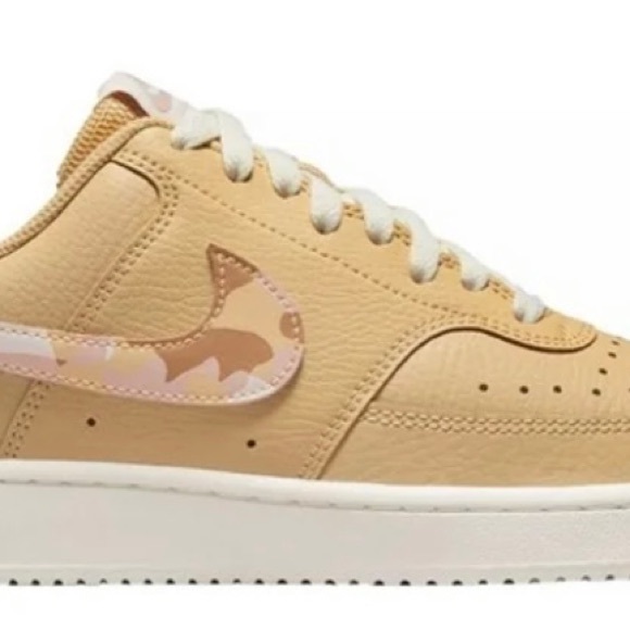 Low Court Vision Basketball Shoes with Pink White and Tan Camo Swoosh detail - Picture 3 of 4